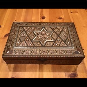 Vintage Geometric Inlaid Keepsake Box in Brown and Cream